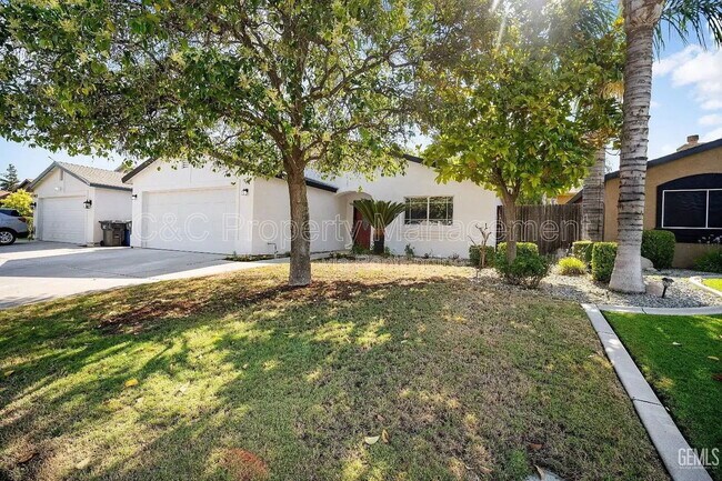 Foto del edificio - 4304 Range Dr