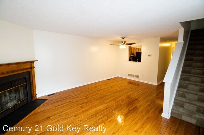 Building Photo - 2 br, 2.5 bath House - 114 Gateway Drive U...