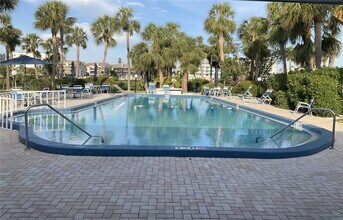 Building Photo - 10351 Regal Dr