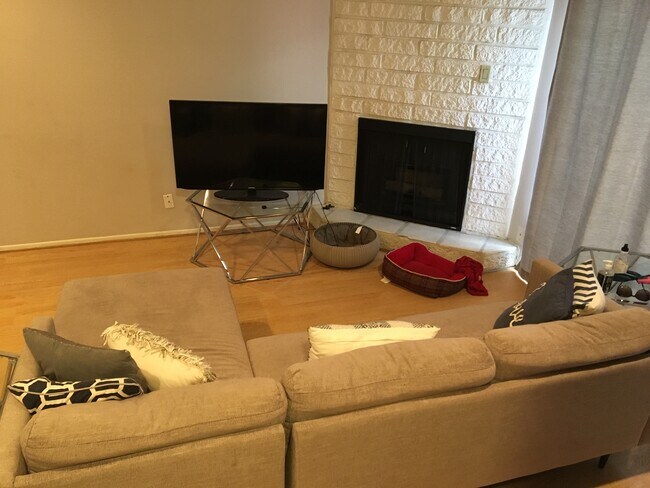 Sala Great/Sala de estar - 11318 Ohio Ave