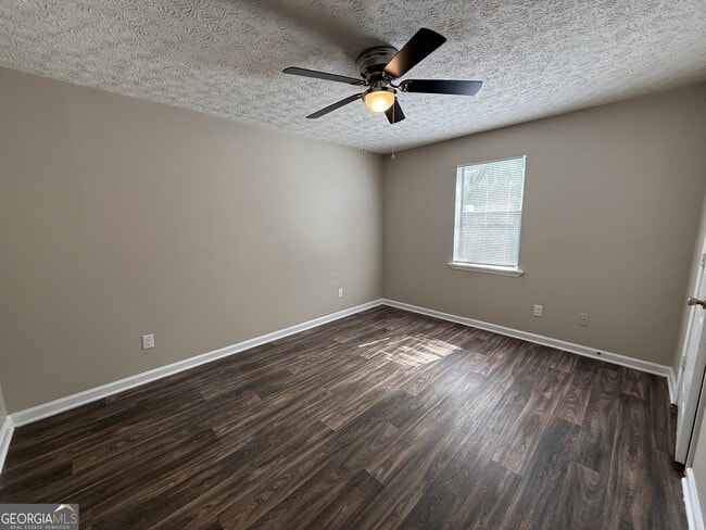 Building Photo - 267 Vincent Dr