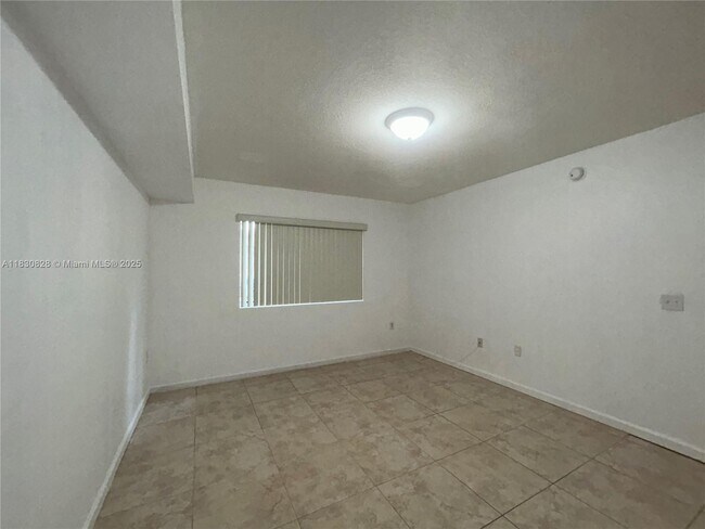 Building Photo - 15470 SW 284th St