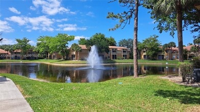 Building Photo - 4791 Via Palm Lakes