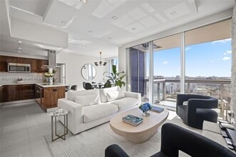 Building Photo - 6899 Collins Ave