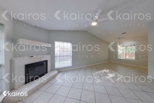 Building Photo - 923 Woodgreen Dr.