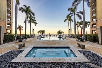 Building Photo - 2825 Palm Beach Blvd