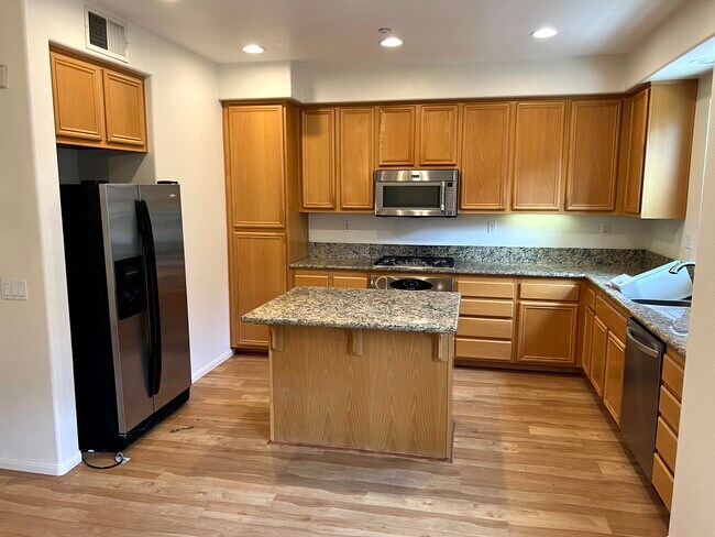 Foto del edificio - 1840 Spring Straw Ln