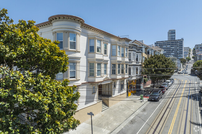 Exterior alternativo - 2332-2342 Taylor St