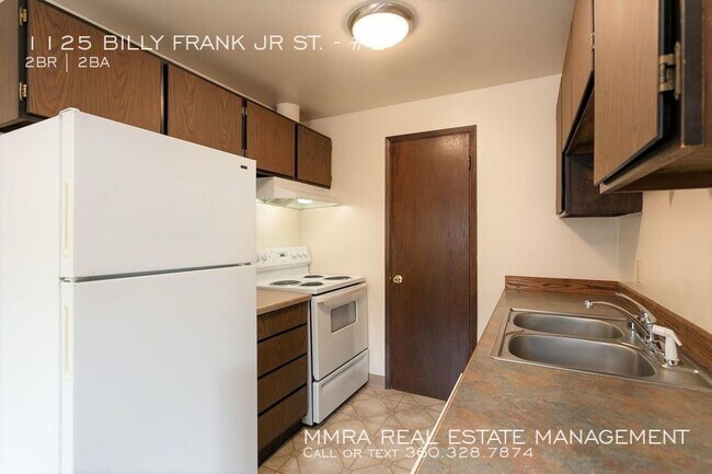 Building Photo - PRE-LEASING: 2 Bedroom Unit Blocks to WWU!