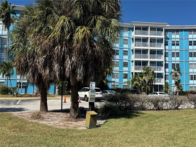 Foto del edificio - 3315 58th Ave S