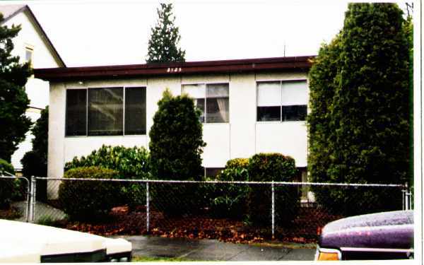 Building Photo - 2125 1st Ave W
