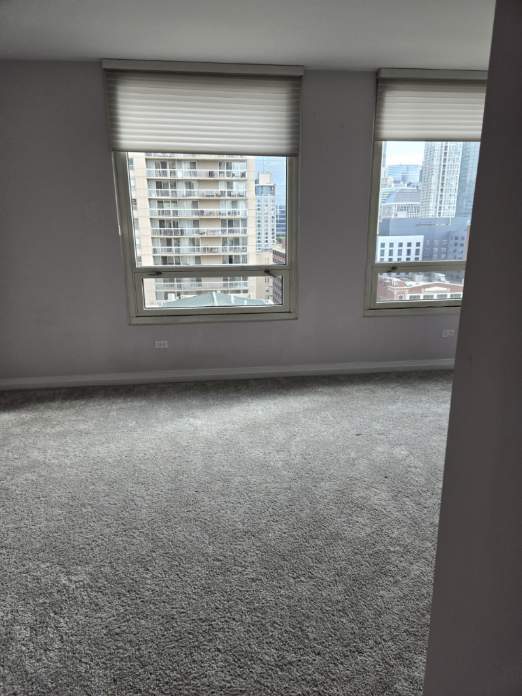 Foto del edificio - 33 W Ontario St