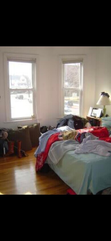 Foto del edificio - 528 Cambridge St