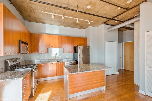 Foto del edificio - 111 S Morgan St