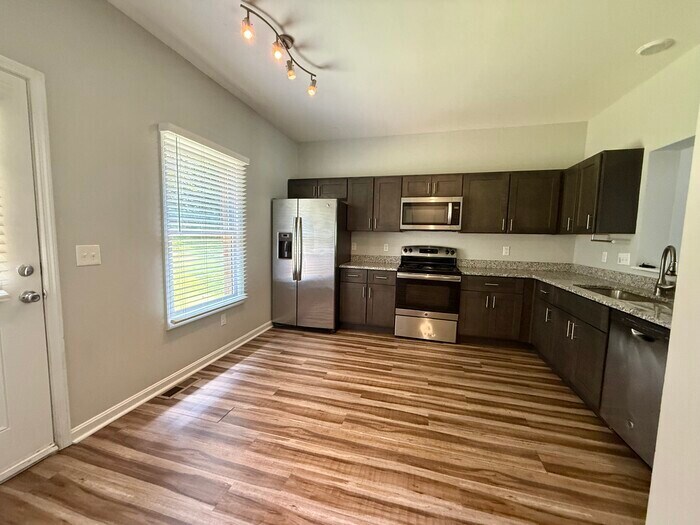 Foto principal - Townhome
