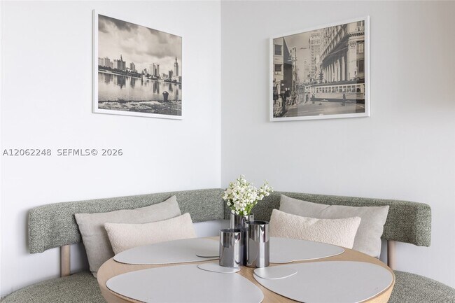 Foto del edificio - 159 NE 6th St