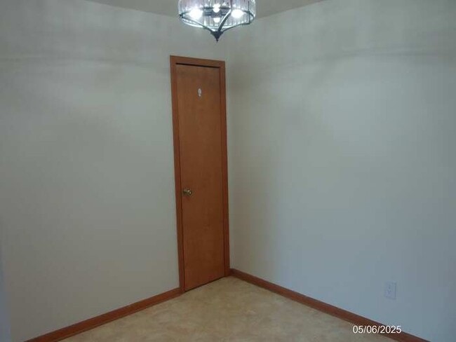 Building Photo - 15765 Balfour Dr