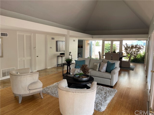 Foto del edificio - 16772 Bolero Ln