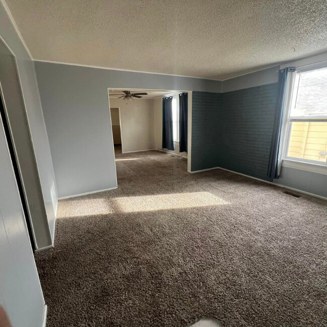 Foto del edificio - 2540 Ehrich St
