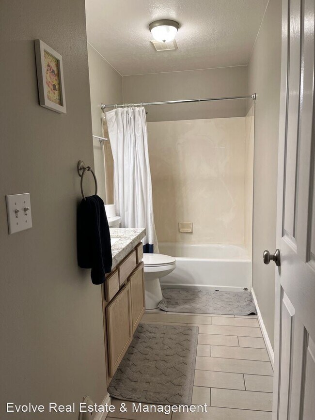 Building Photo - 2 br, 2 bath House - 1163 W 1275 S