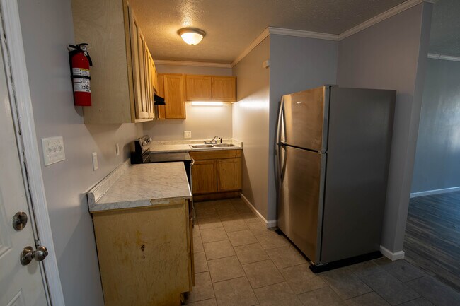 Building Photo - 5768 Aftonshire Dr