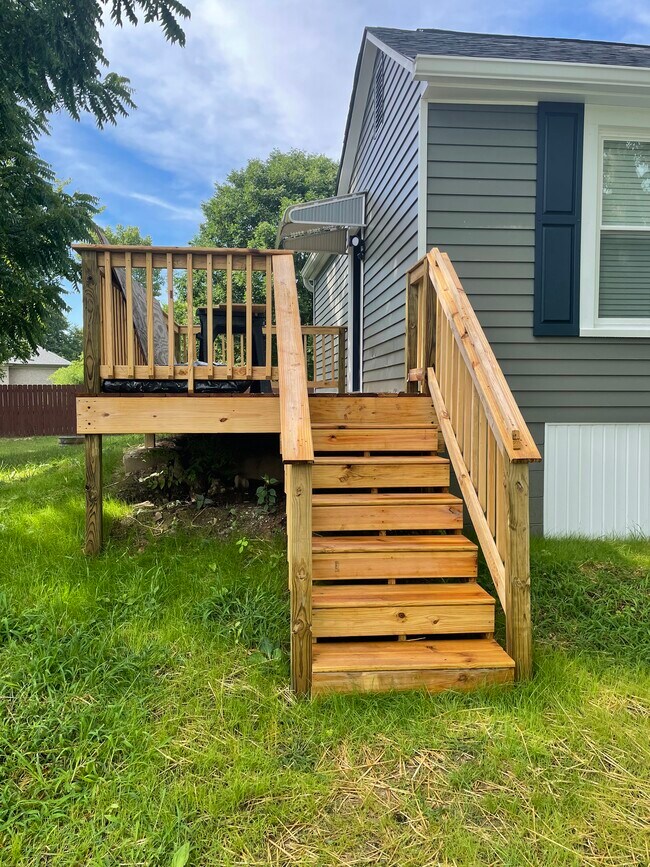 Building Photo - 9706 Watterson Trl