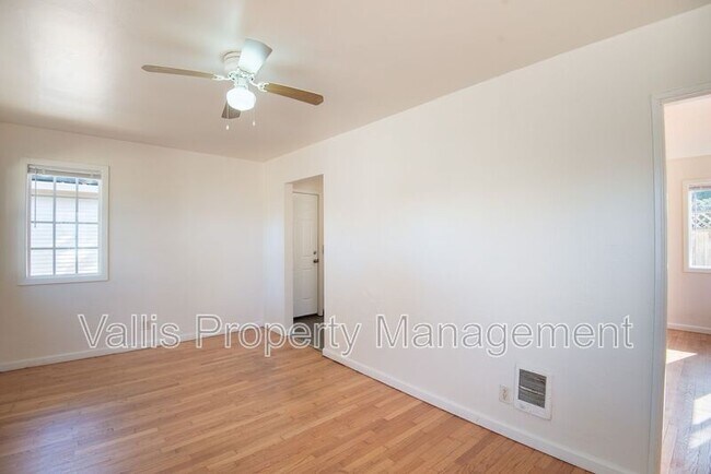 Foto del edificio - 526 19th St NE