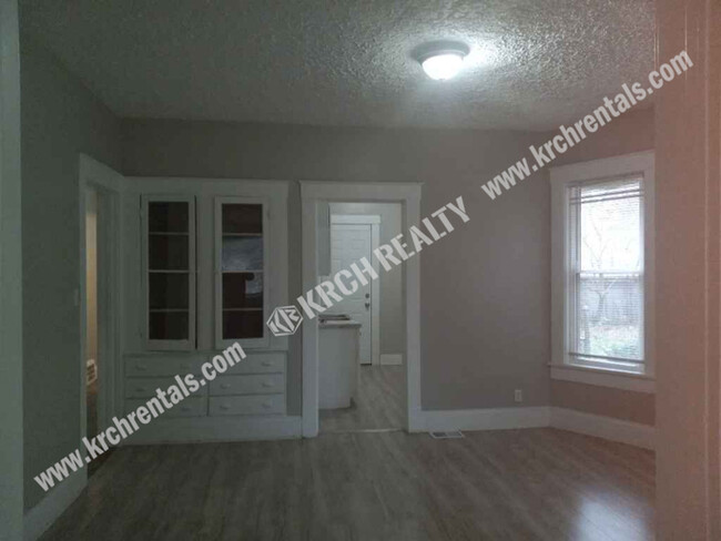 Foto del edificio - 2-Bedroom Home in Hough Neighborhood