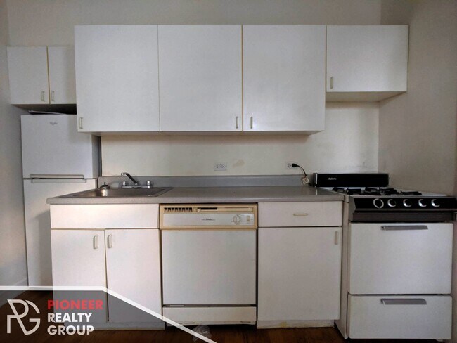 Foto del edificio - 816 W Waveland