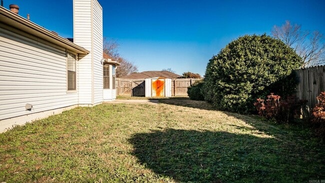 Building Photo - 12270 Maryland Pl