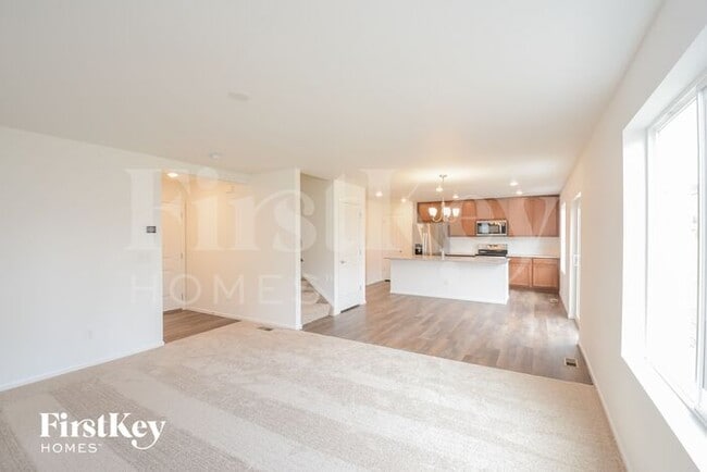 Building Photo - 10537 Luneth Dr