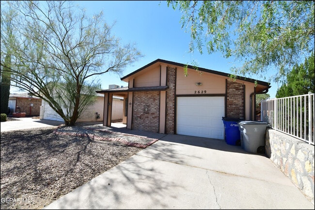 Foto del edificio - 2629 Lake Victoria Dr