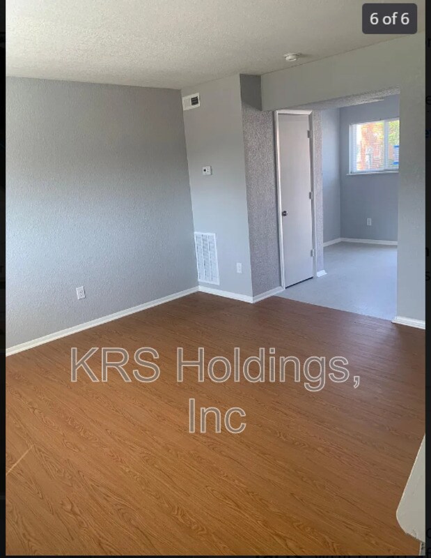 Foto del edificio - 4355 Newsome Dr