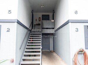 Building Photo - 302-163 163 St Ct E