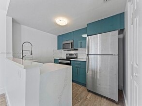 Building Photo - 4560 SW 68th Ct Cir