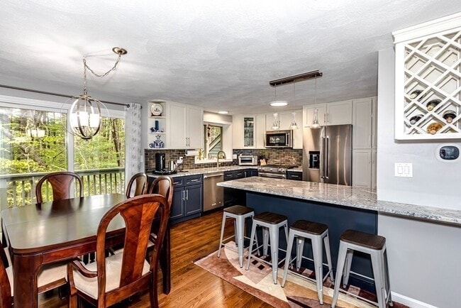 Building Photo - 23 Deer Path