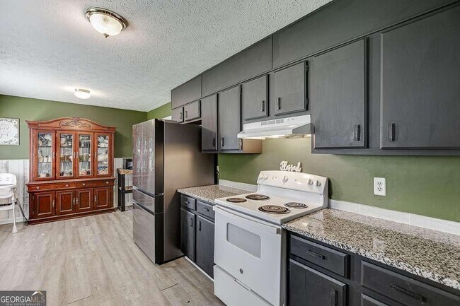 Foto del edificio - 2193 Kings Forest Dr SE