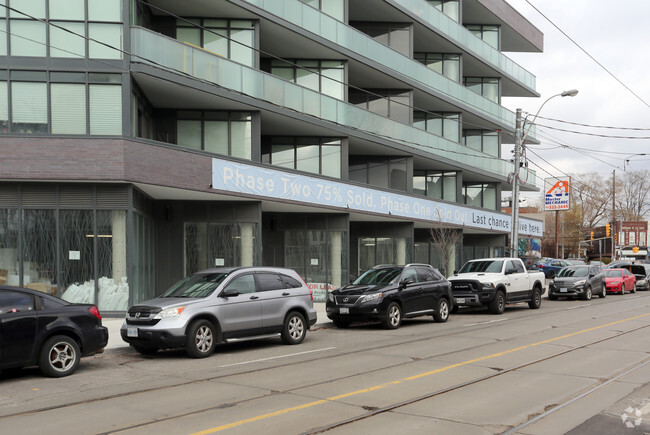 Building Photo - Howard Park I & II