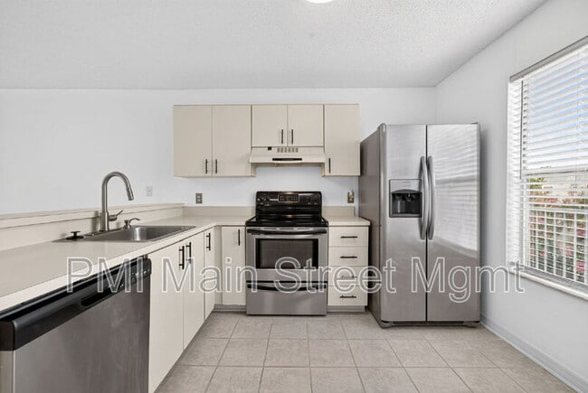 Photo - 2512 Woodgate Blvd House