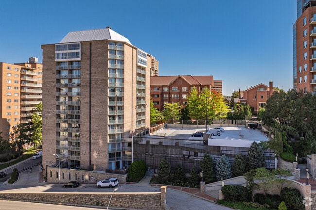 Building Photo - Plaza Point Apartments