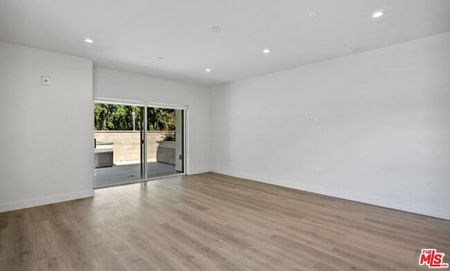 Foto del edificio - 2336 Westwood Blvd