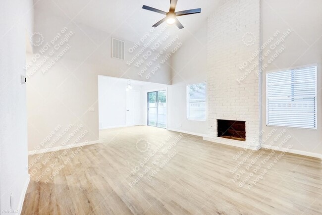 Foto del edificio - 2 br, 2 bath Duplex - 5209 Purple Sage Dr A A