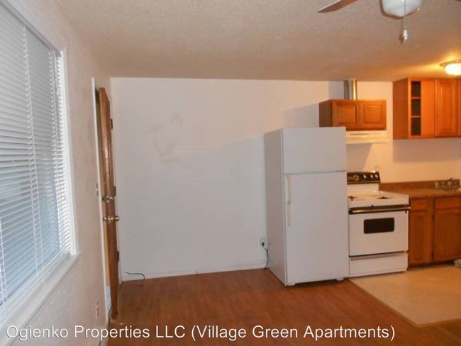 Building Photo - 14436 Washington Ave SW