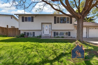 Building Photo - 510 Elmwood Dr