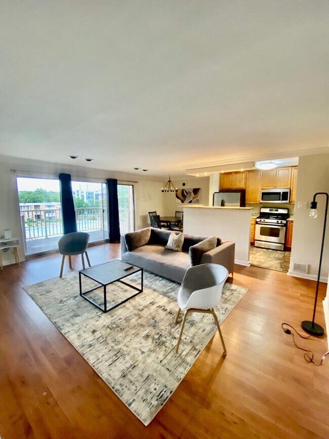 Photo - 2624 Redcoat Dr Apartment