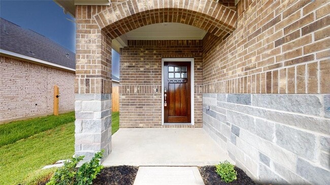 Building Photo - 31227 Conover Dr