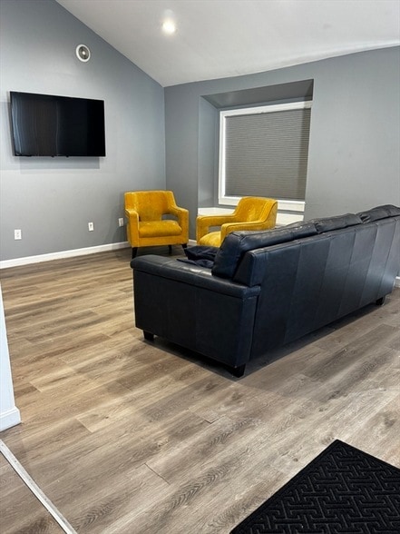 Building Photo - 6 Chamberlain Rd