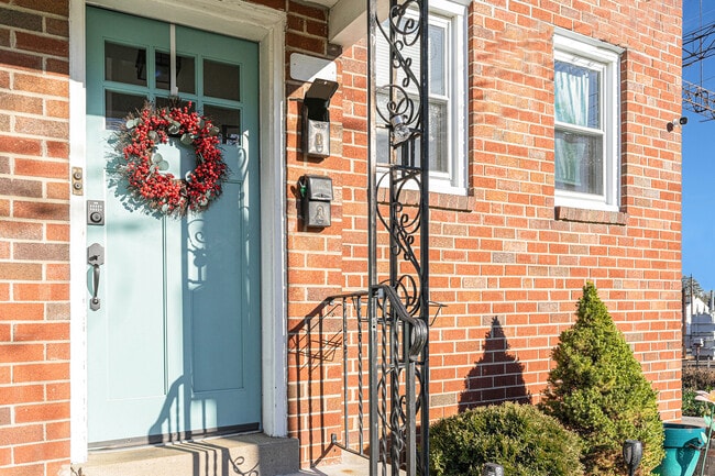 Photo - 145 Isabel Ave Apartment