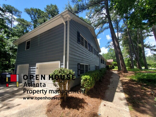 Foto del edificio - 3013 Wendlock Dr, Marietta