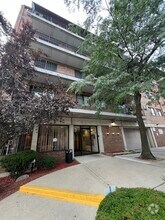 Building Photo - 2320 N Nordica Ave